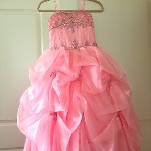 Girl’s gown